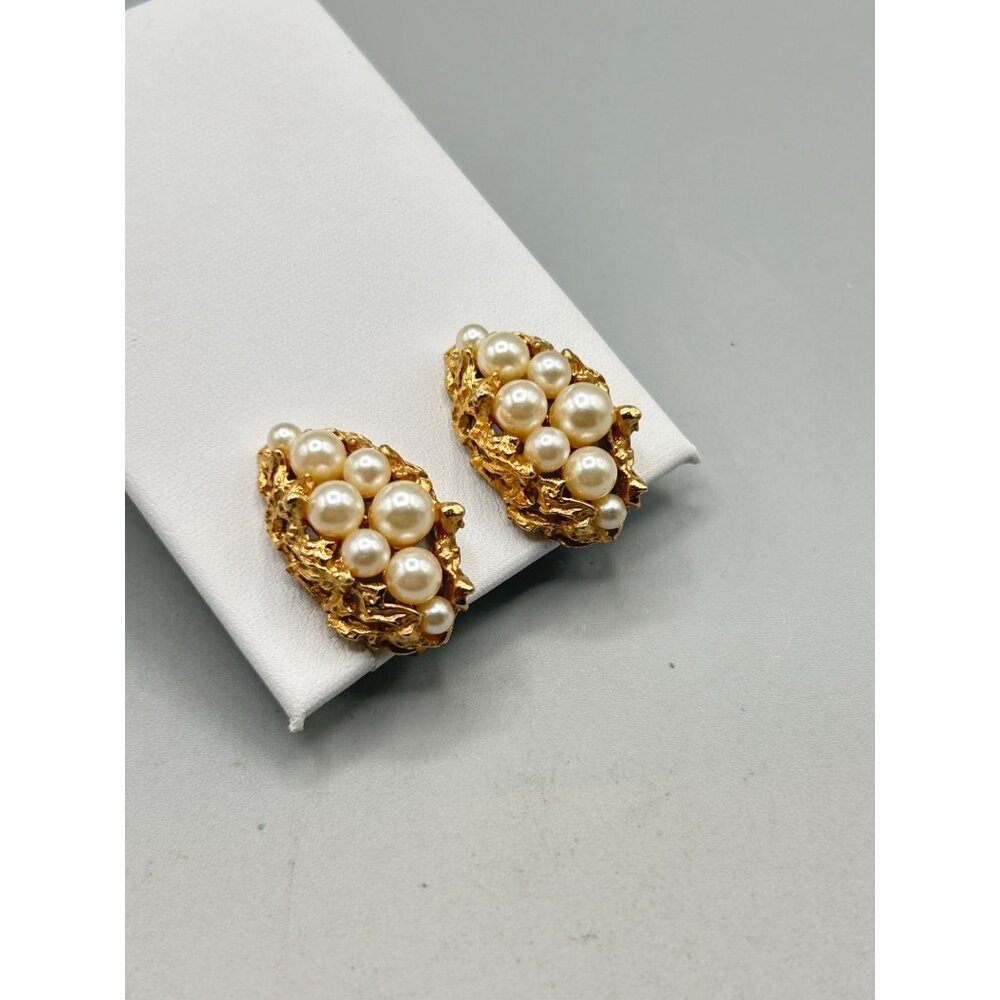 Vintage Napier Gold Tone Clip On Earrings with Faux Pearls Cluster - Picture 2 of 7